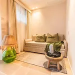 Borgo Vinceri مزرعة للإقامة لوتشرا