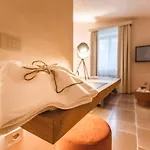 Borgo Vinceri لوتشرا