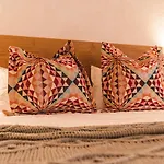 Borgo Vinceri * لوتشرا