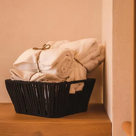 Borgo Vinceri لوتشرا